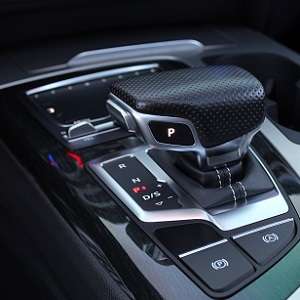 Boîte manuelle ou automatique : que choisir pour votre voiture ?