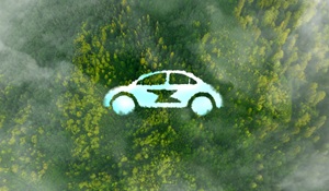 Voiture électrique onirique dans la forêt.jpg